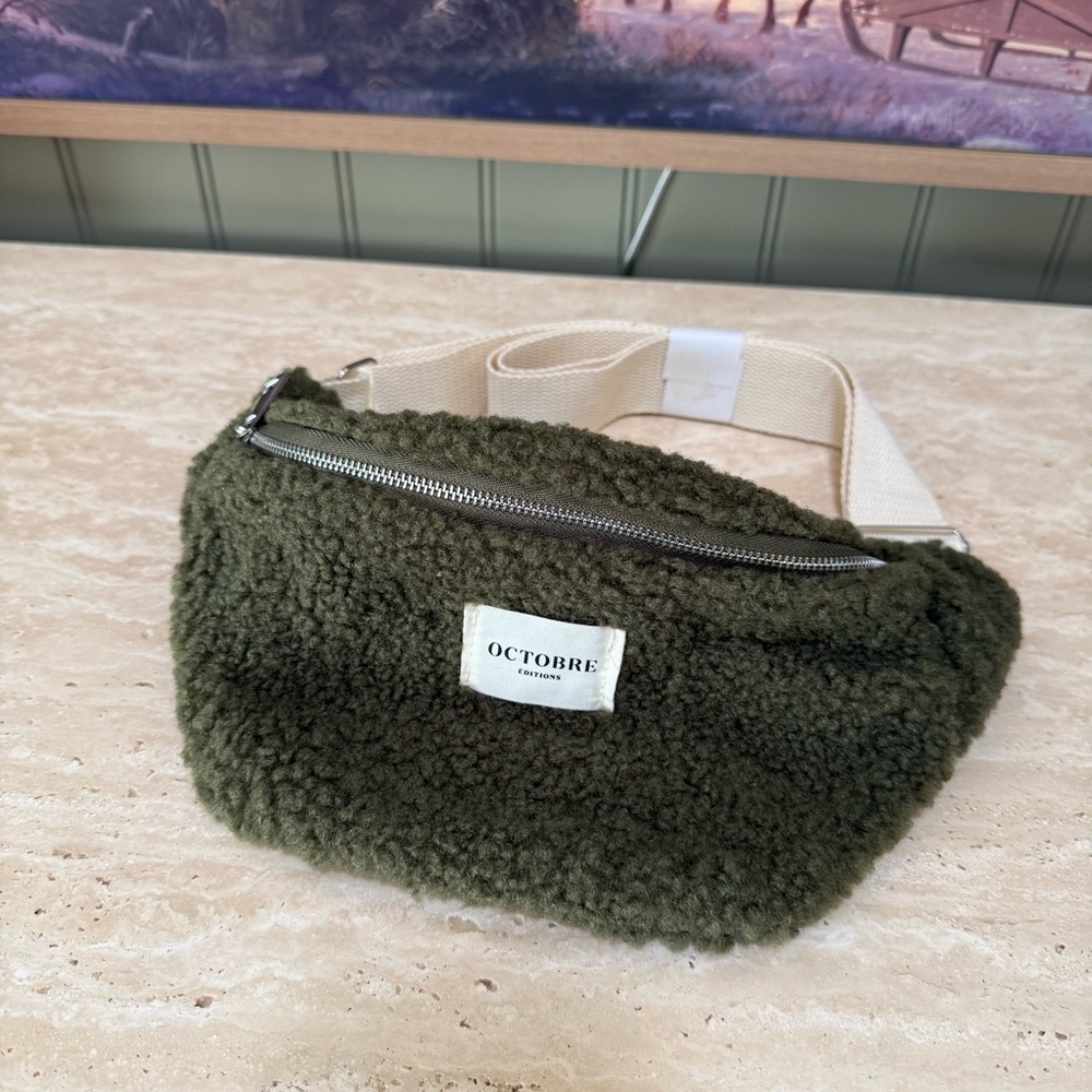 Sezane Octobre Bum Bag Fanny Pack Fuzzy Faux Sherpa - Green
